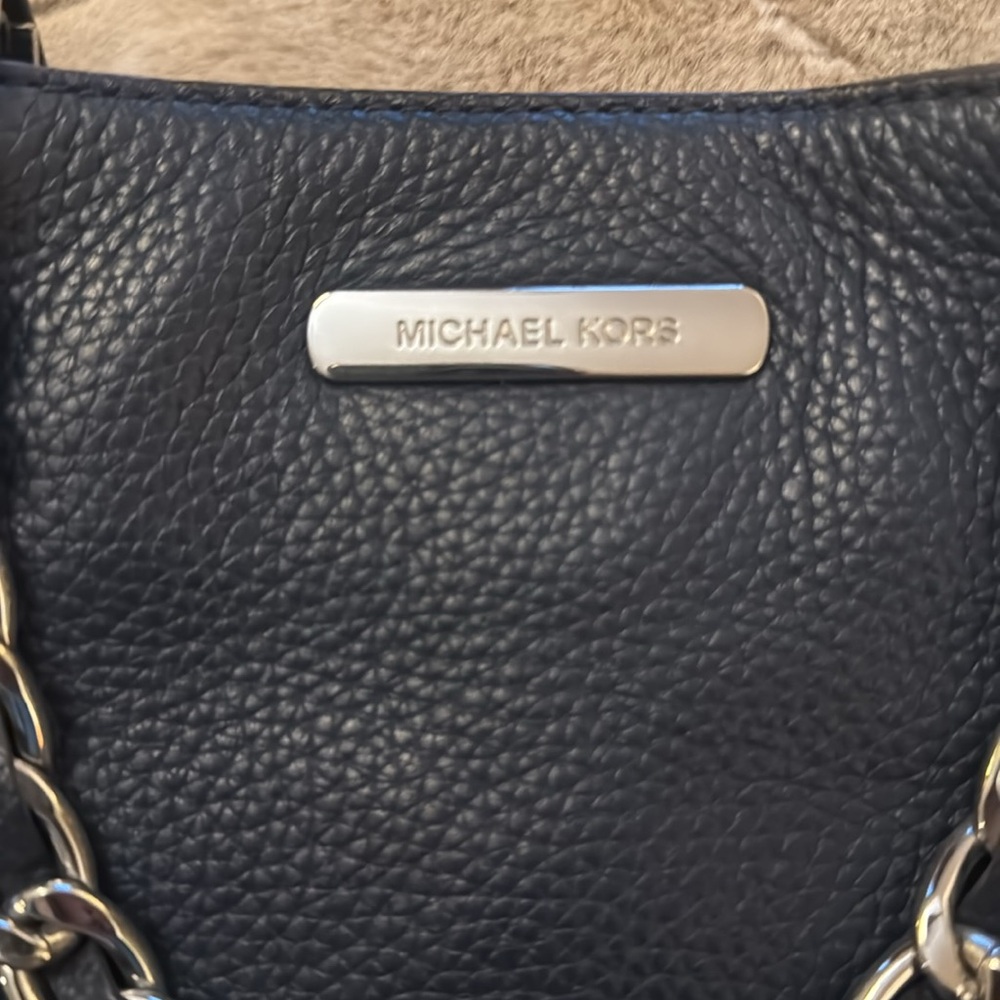 Michael Kors EW Harper Tote Shoulder Bag - Picture 7 of 8